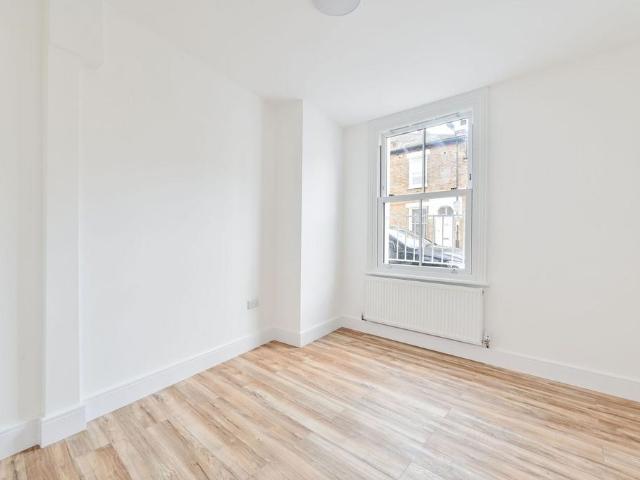 Flat for rent in Fulham, Sands End