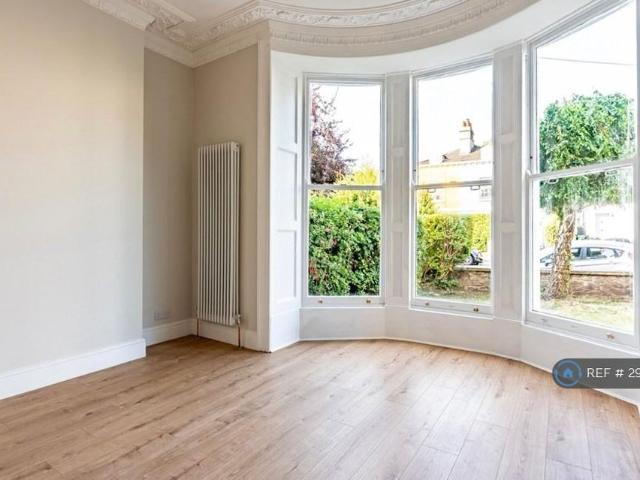 Apartment for rent in Feckenham, City Of Bristol