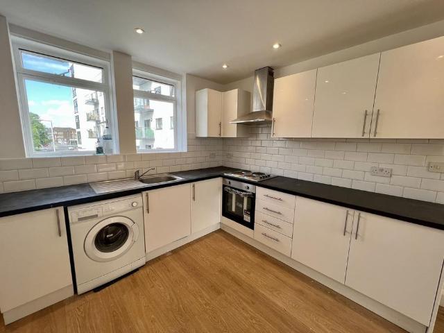 Apartment for rent in The Image, Pouchen End