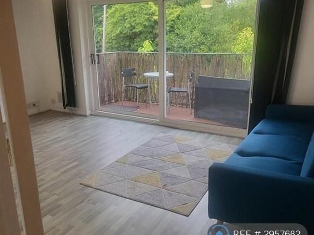 Apartment for rent in Earley