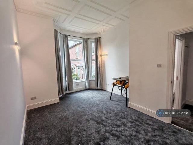 Apartment for rent in Sale, Trafford