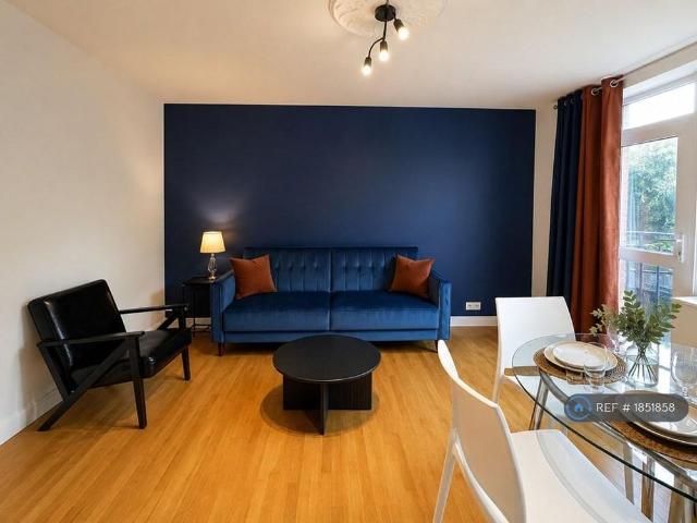 Apartment for rent in London Borough of Wandsworth, Greater London