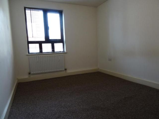 Apartment for rent in Belle Isle, Wakefield