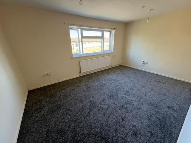 Apartment for rent in Golf Links estate, Greater London