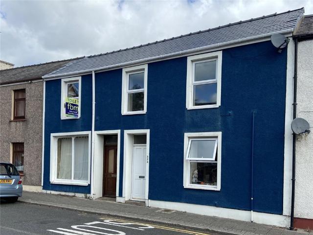 Flat for rent in Pembroke Dock, Wales