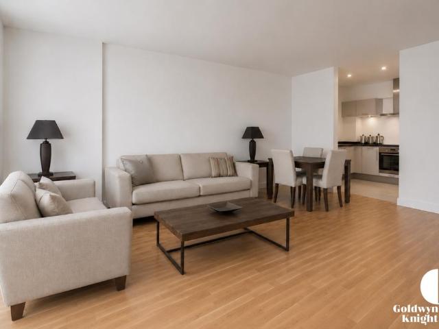 Flat for rent in Isle Of Dogs, Greater London
