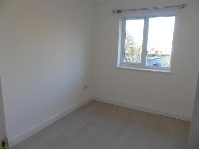 Apartment for rent in Langley Green, Crawley