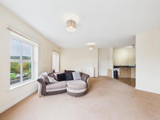 Apartment for rent in Priestthorpe, Bradford