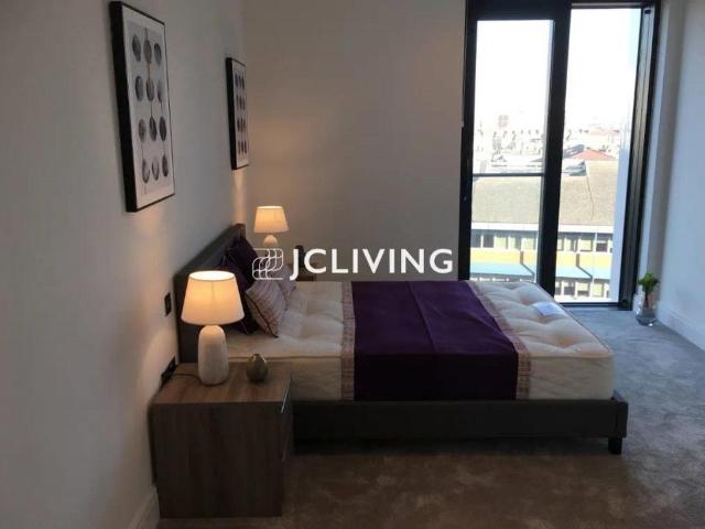 Flat for rent in Vauxhall, Greater London