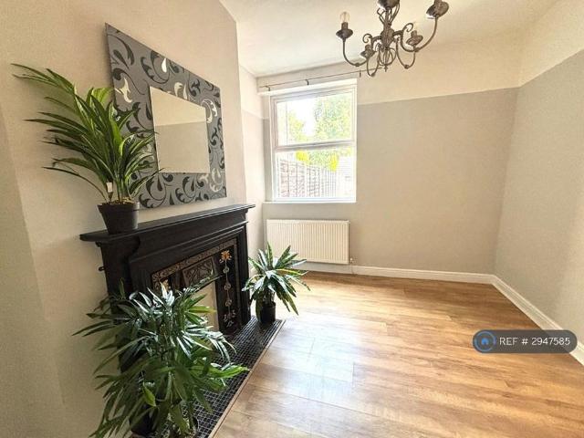Apartment for rent in Porthill, Butterton
