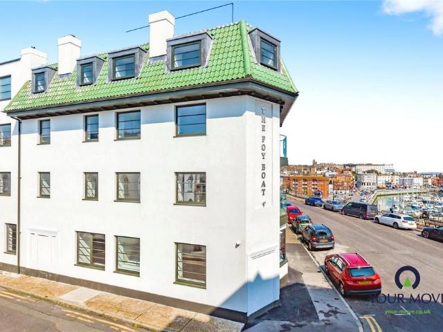 Flat for rent in East Cliff, Acol