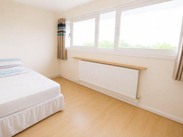 Flat for rent in Greater London