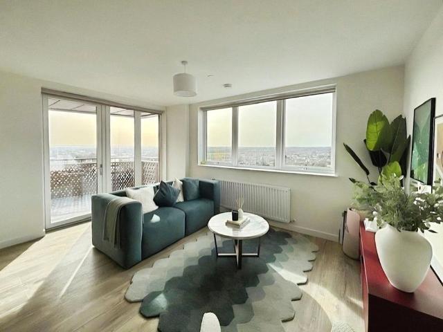 Apartment for rent in Birch Green, Lower Halliford