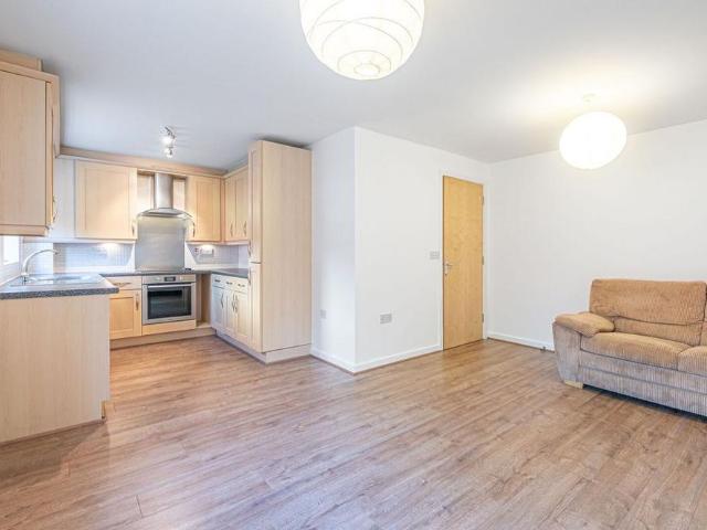Apartment for rent in Barnet Vale, Greater London