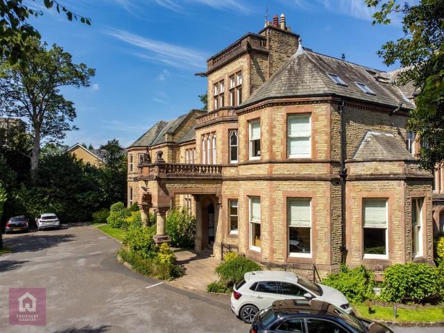 Flat for rent in Oldfield Brow, Trafford Park