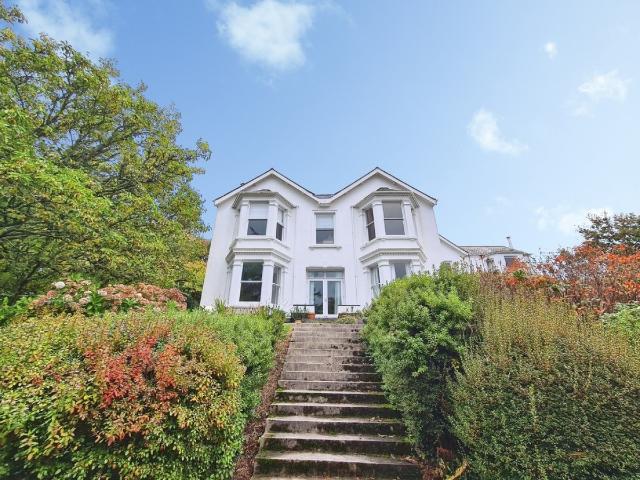 Apartment for rent in Inow, Porth Navas