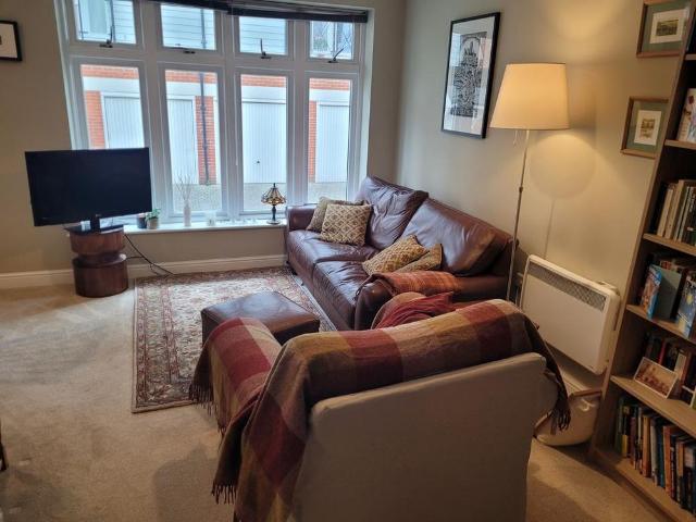 Apartment for rent in St. Mildred's, The Bridge