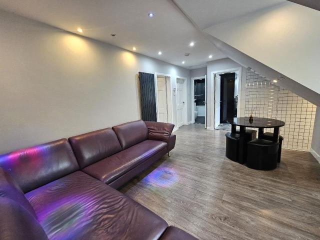 Apartment for rent in Ballindoch, Scotland