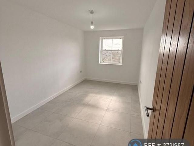 Apartment for rent in Binscombe, Fole