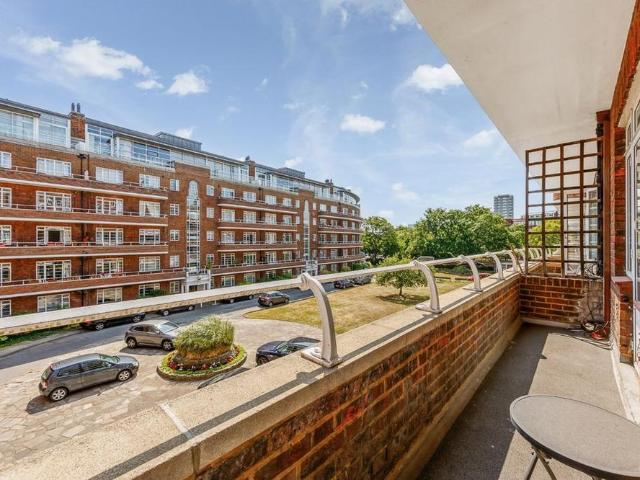 Apartment for rent in London Borough of Hammersmith and Fulham, Greater London