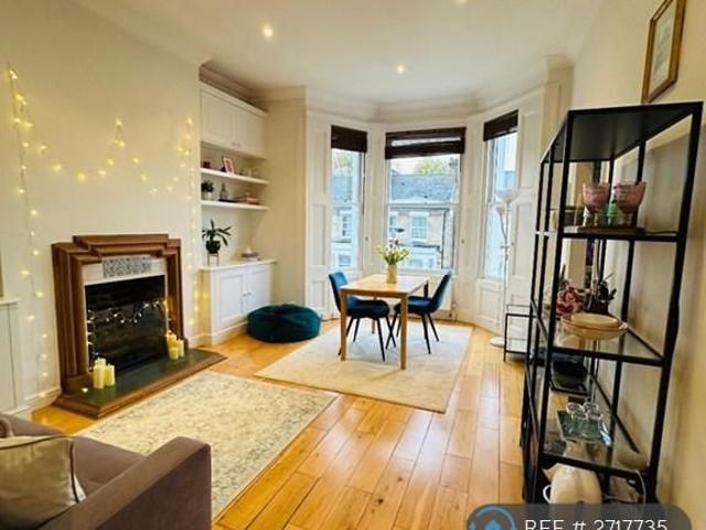 Apartment for rent in Shepherd's Bush, Isle Of Man