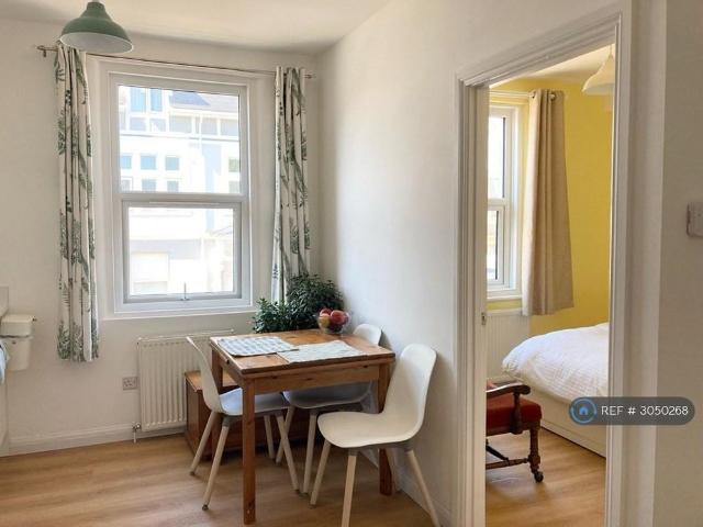 Apartment for rent in West Cliff, Bournemouth