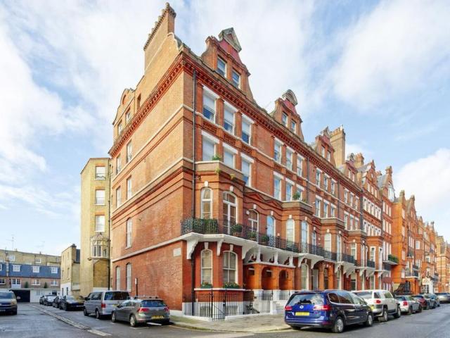 Apartment for rent in Chelsea, Greater London
