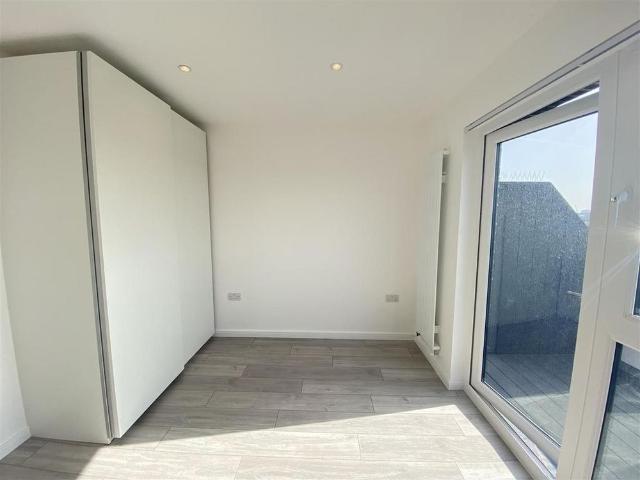 Apartment for rent in Gidea Park, Greater London
