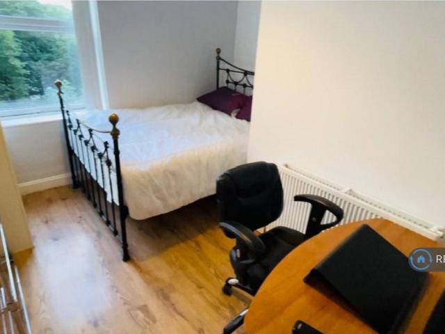 Flat for rent in Thornton Lodge, Huddersfield