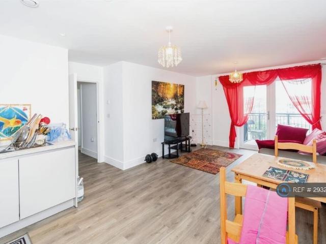 Apartment for rent in The Polygon, City Of Southampton