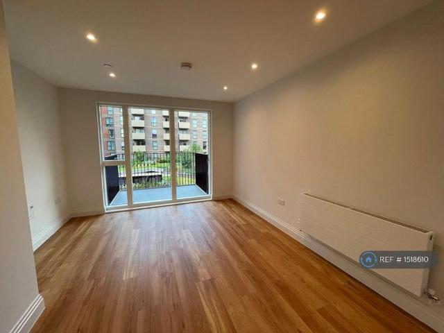 Apartment for rent in Newtown, Reading