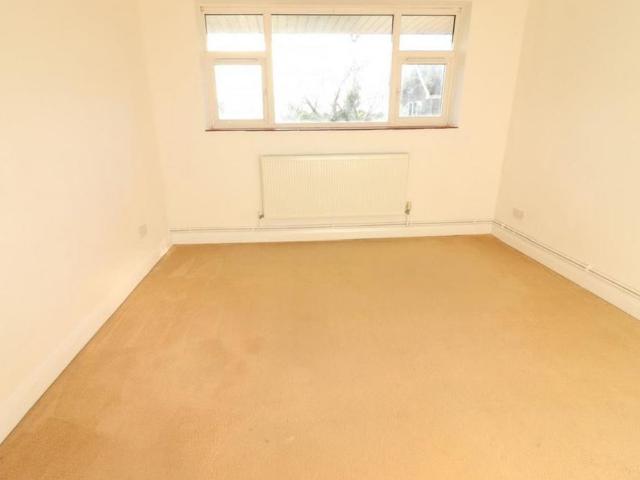 Apartment for rent in Lewsey Farm