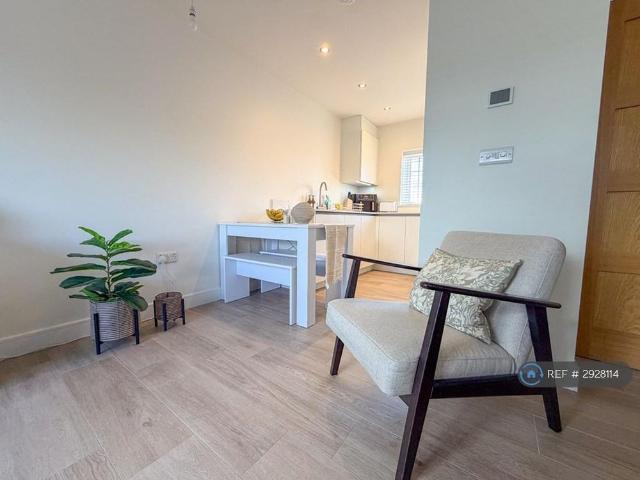 Apartment for rent in Stanford On Avon, Leicestershire