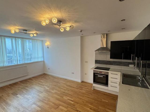 Flat for rent in London Borough of Croydon, South Norwood