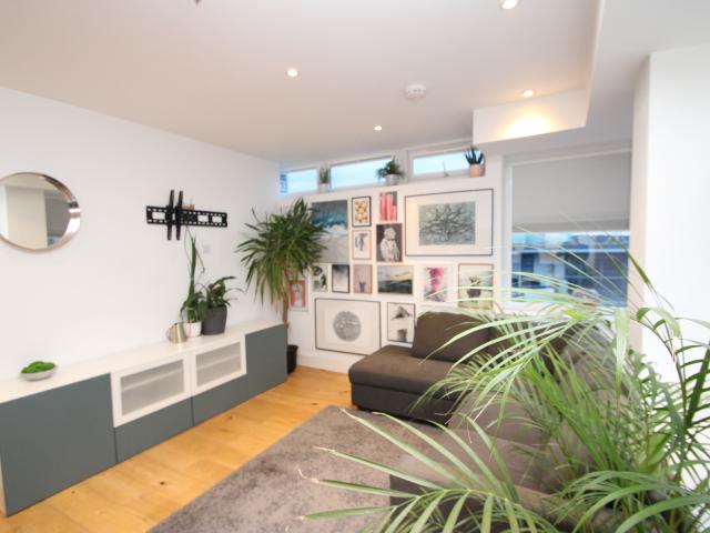 Apartment for rent in London Borough of Croydon, Shirley