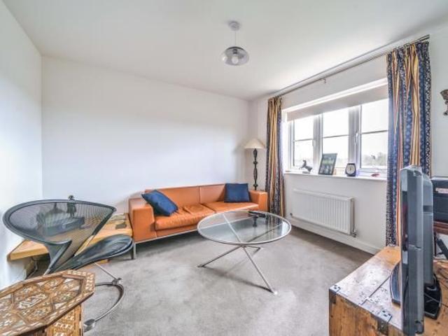 Apartment for rent in Chesterton, Evershot