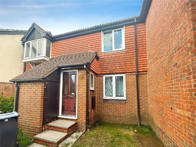 Flat for rent in Crookhorn, Spring Vale