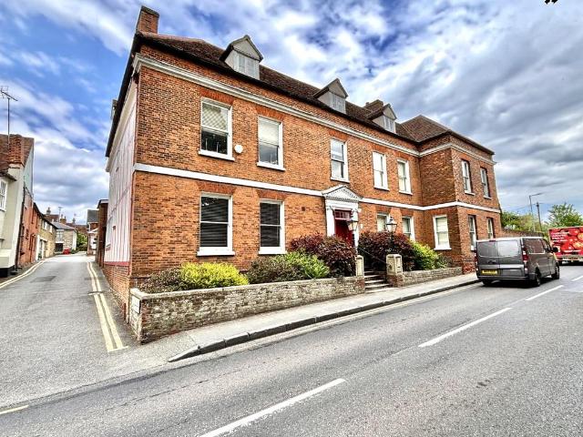 Flat for rent in Chipping Hill, Essex