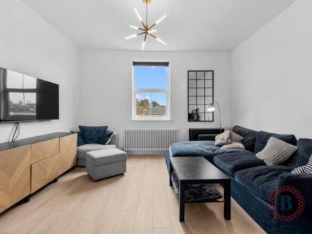 Apartment for rent in Sydenham, Green Close