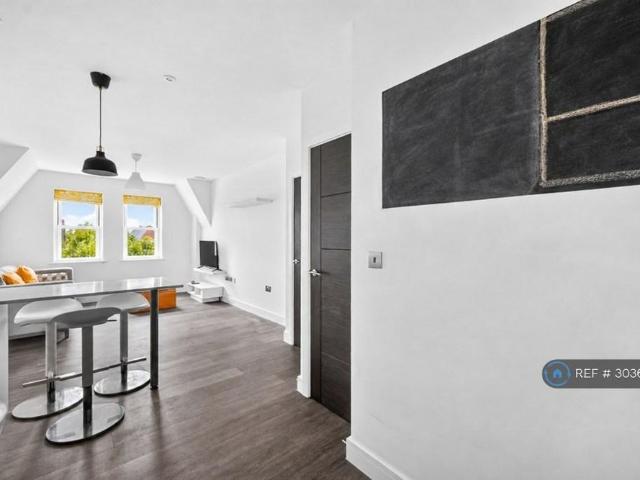 Apartment for rent in London Borough of Bromley, Greater London