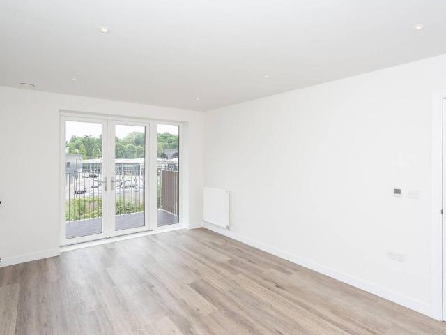 Flat for rent in Watford Heath, North Watford