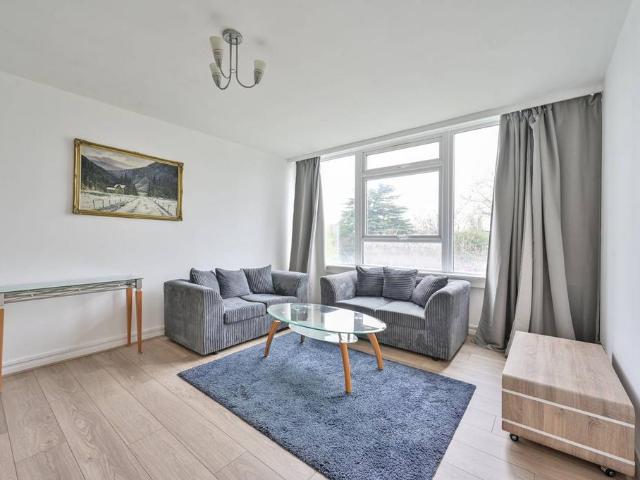 Flat for rent in Putney, Greater London