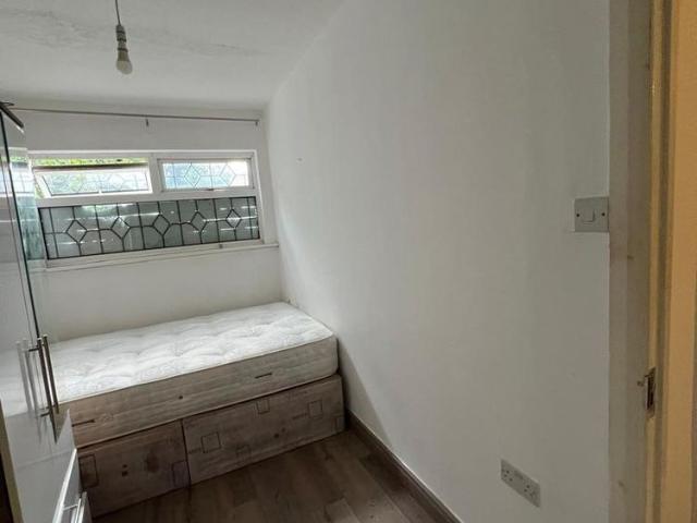 Apartment for rent in South Chingford, Greater London
