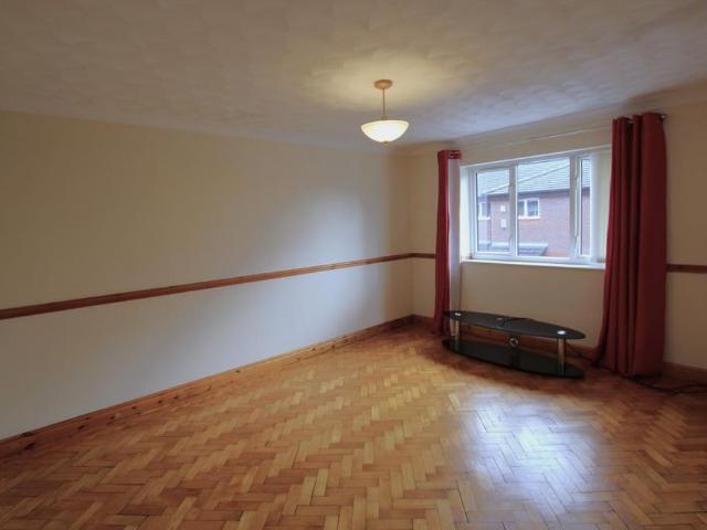 Apartment for rent in Prescot, Knowsley