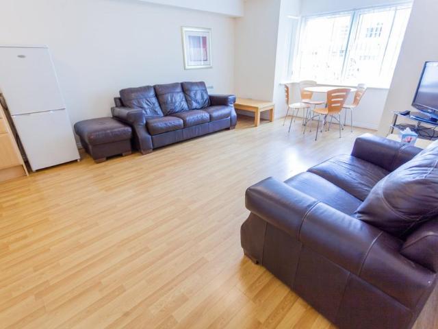 Flat for rent in Canning / Georgian Quarter, Calderstones