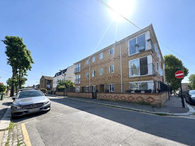 Apartment for rent in Leyton, Greater London