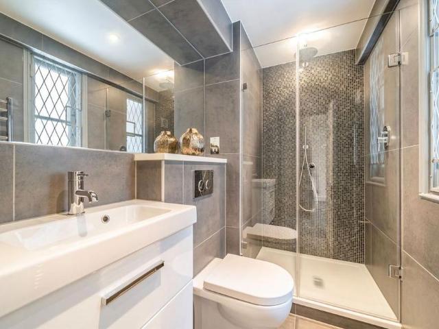 Apartment for rent in Bayswater, Greater London