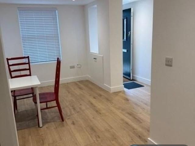 Apartment for rent in Ringwood, Ashurst Bridge