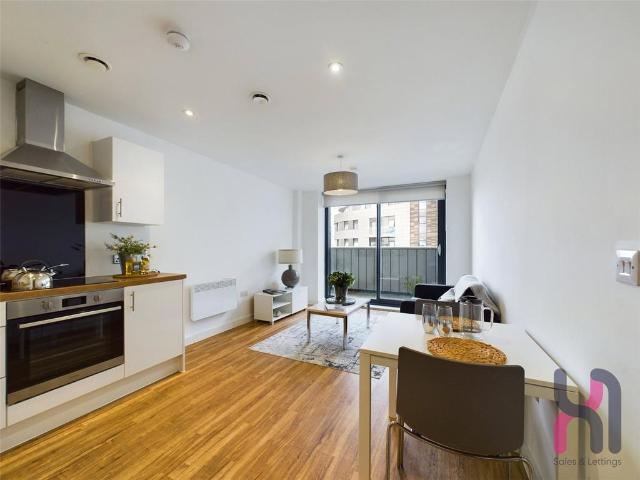 Flat for rent in Old Trafford, Trafford Park