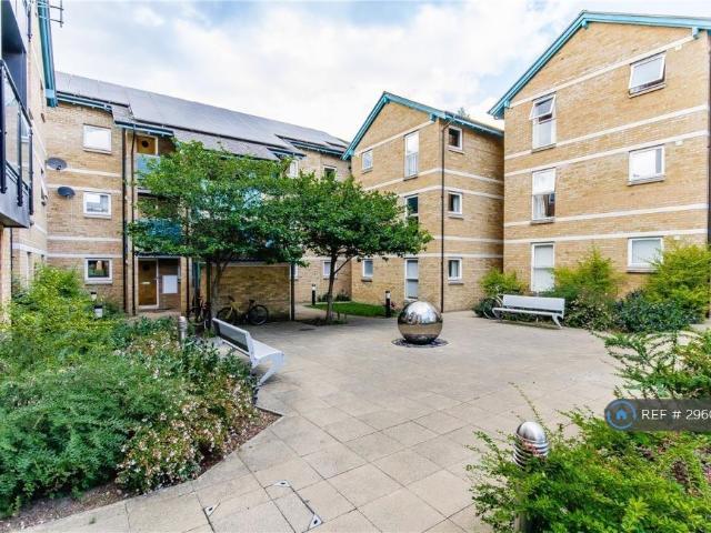 Flat for rent in Arbury, Cambridgeshire